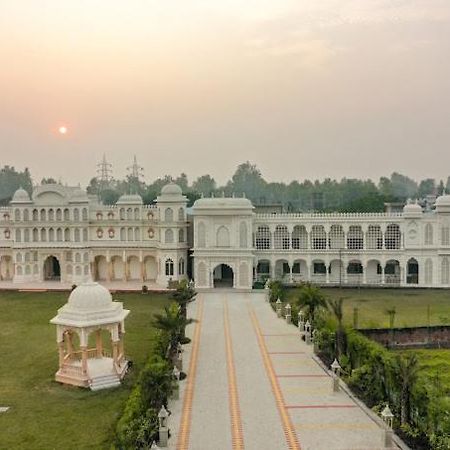 Kairvi Fort Resort Muradabad Dış mekan fotoğraf